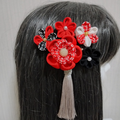 髪飾り 髪飾り黒 髪飾り赤 リボン リボン黒 リボン赤 成人式髪飾り