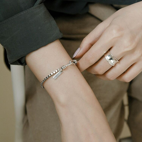 存在感抜群☆【CHANEL】ブレスレット シルバー 当店人気☆シルバー925 ボックスチェーンブレスレット R2070