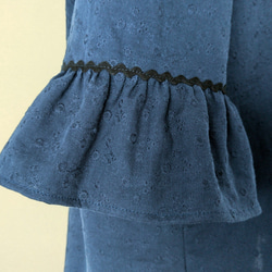 【送料無料】紺刺繍ダブルガーゼフリル袖ブラウス 8枚目の画像