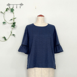 【送料無料】紺刺繍ダブルガーゼフリル袖ブラウス 3枚目の画像