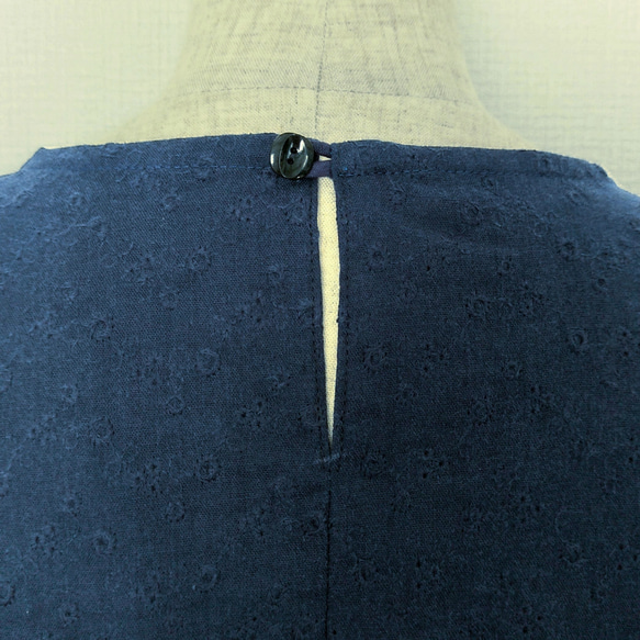 【送料無料】紺刺繍ダブルガーゼフリル袖ブラウス 7枚目の画像