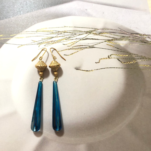 ピアス イヤリング レトロ ブルー エスニック コットンパール風 青 始まり