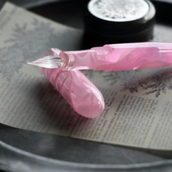 「ローズウォーター・Pinot mini」Viriditas 手作りキャップ付きガラスペン 1枚目の画像
