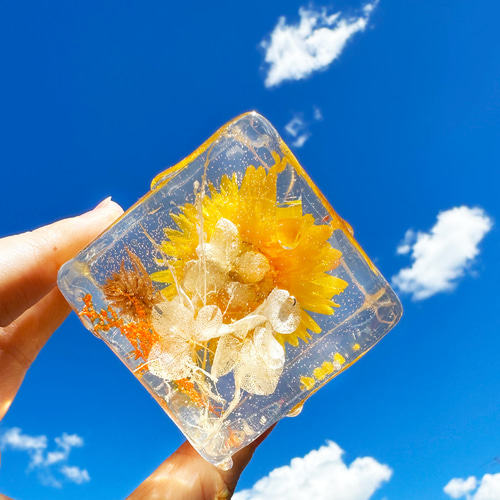 溶けかけシリーズ 置き物 溶けかけ氷のドライフラワー エポキシレジン