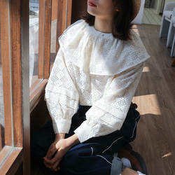 米白色 日系提花蕾絲襯衫 復古款寬松 圍領上衣 蕾絲衫 L-4XL 第1張的照片