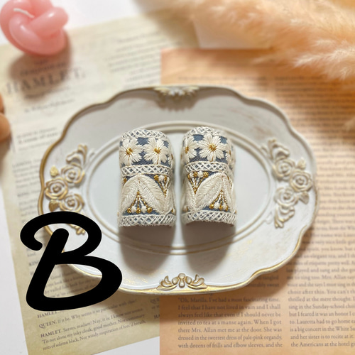 ⭐2100⭐❣️大人可愛い華やかアクセ❣️オリジナル一点物インド刺繍ポニーフック インド刺繍 ポニーフック ポニーフック・ヘアカフス mignon. 通販