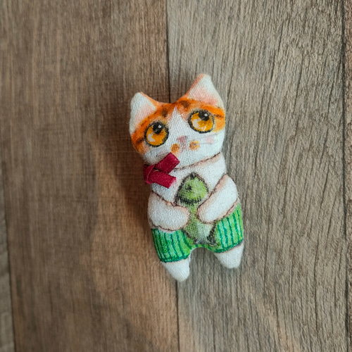 タオちゃん様オーダーの猫のぬいぐるみブローチ ブローチ muku2 通販