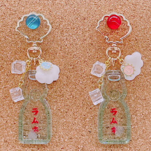 ◇◇爽やかラムネ瓶シェイカーキーホルダー・水色・ピンク