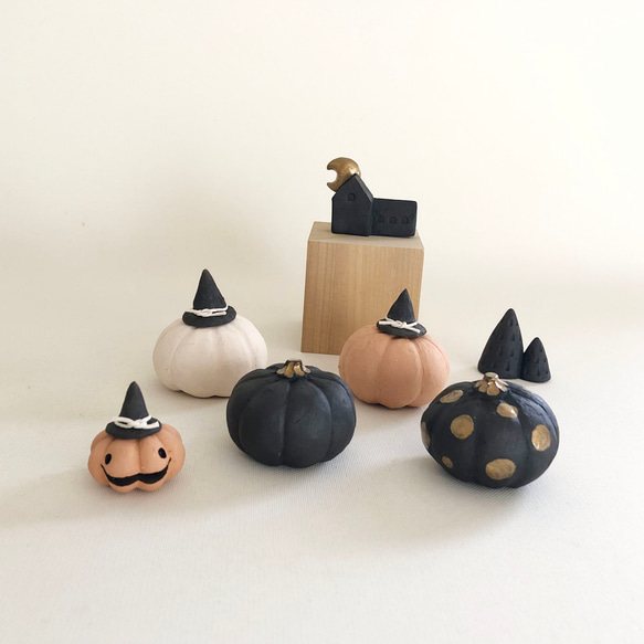 受注制作] ハロウィンかぼちゃ ☆オプション魔女帽子☆（素焼き 置物
