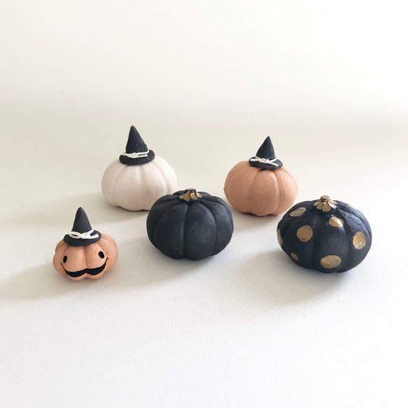 受注制作] ハロウィンかぼちゃ ☆オプション魔女帽子☆（素焼き 置物 