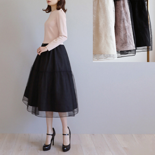 完売です！】花柄シャーリングレースとタフタ使いのリバーシブル  