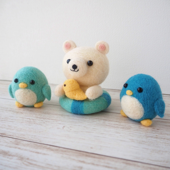 ふわふわペンギンくまちゃん 羊毛フェルト