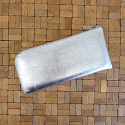 スリムで軽く大容量な長財布（シルバー）カード入れは14か所！牛革 自然なシュリンク【かわつむ】薄い L字 レディース 皮 2枚目の画像