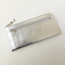 スリムで軽く大容量な長財布（シルバー）カード入れは14か所！牛革 自然なシュリンク◇レディース レザー 皮 L字 薄い 5枚目の画像