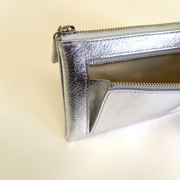スリムで軽く大容量な長財布（シルバー）カード入れは14か所！牛革 自然なシュリンク◇レディース レザー 皮 L字 薄い 8枚目の画像