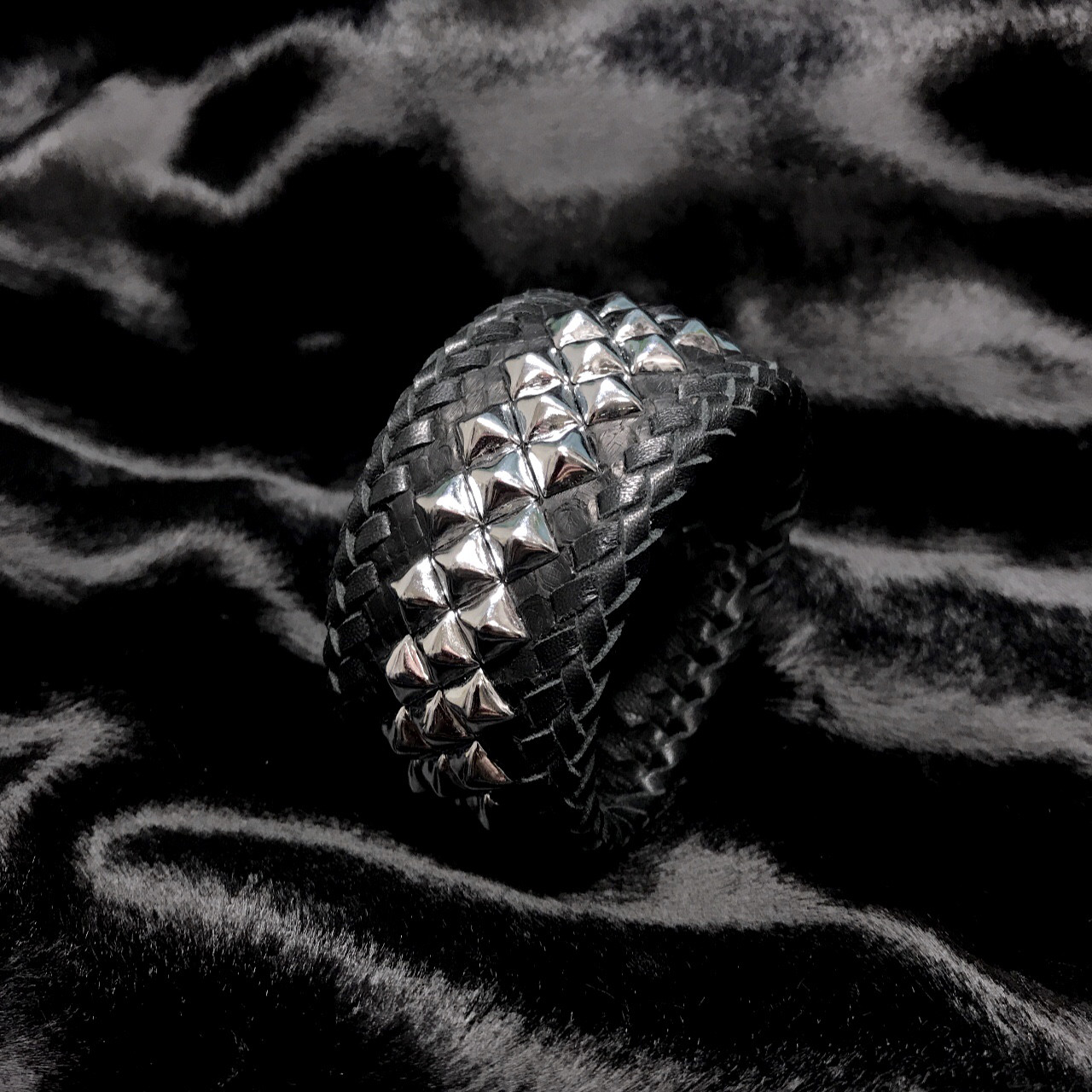 スタッズブレス・グリッター:ナノ [クローム]