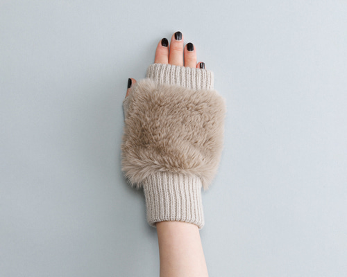 mastermind フェイクファー 手袋 mastermind フェイクファー 手袋 B