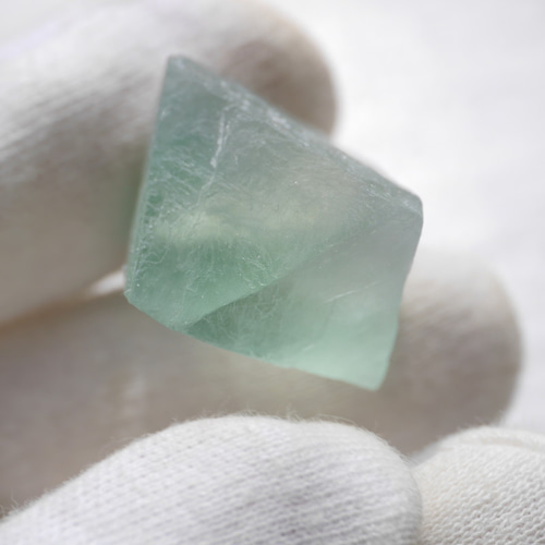 現物✵天然石フローライト八面体 最大幅約28mm 約14.3g 穴なし