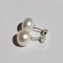 Huge pearl pierce / SV925, Freshwater pearl 3枚目の画像