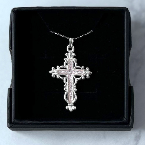 七宝焼 純銀製十字架ネックレス(薄桃色) ネックレス・ペンダント 七宝