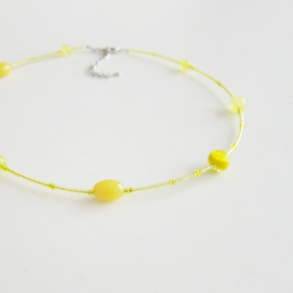 Design necklace ガラスビーズ デザインネックレス 黄色 イエロー 8枚目の画像