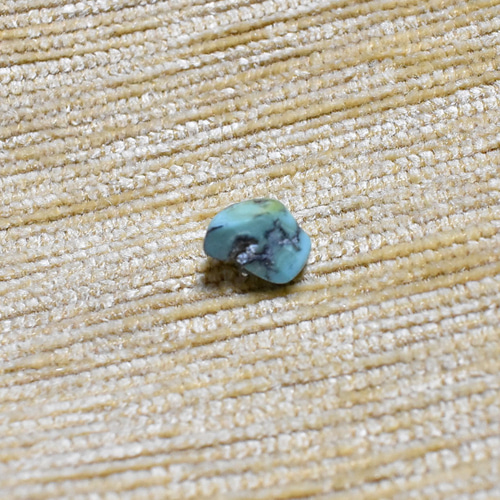 天然石 ターコイズピンバッチ 01 ブローチ Okepan 通販｜Creema  