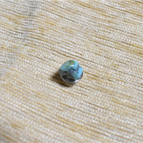 天然石 ターコイズピンバッチ 01 ブローチ Okepan 通販｜Creema  