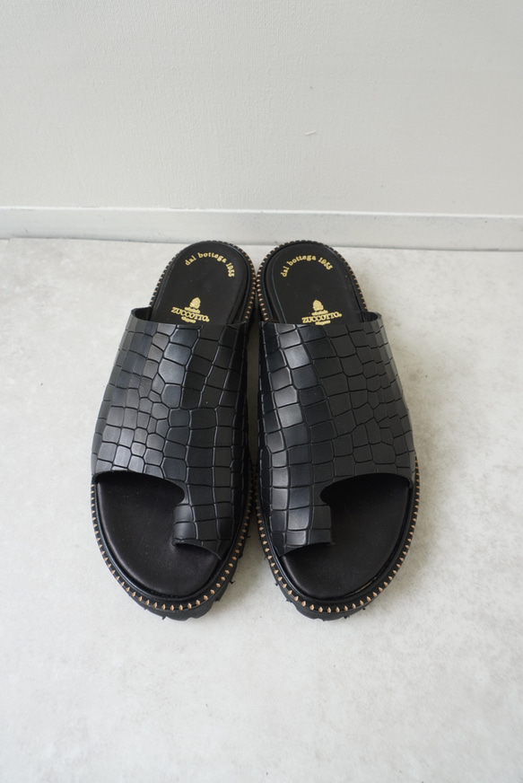 男士超輕涼鞋 超輕鞋底★丁字褲型 黑色、灰色、黑色鱷魚紋 第5張的照片
