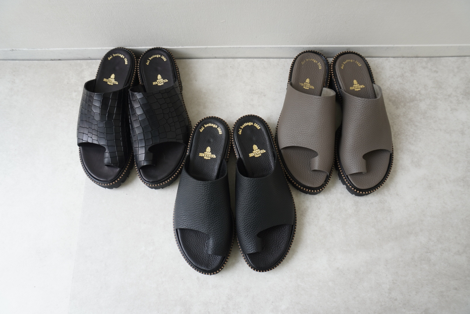 超軽量Extra lightソ－ル使用のメンズサンダル★トングタイプ ブラック、グレ－、ブラッククロコ