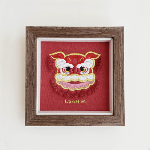縁起の良い獅子舞】広東省獅子舞刺繍画｜無垢材フレーム フォト