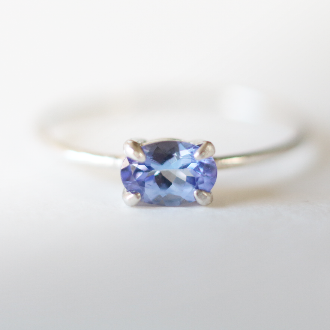 （一点もの・Pt900）タンザナイトのスキニーリング（13号）