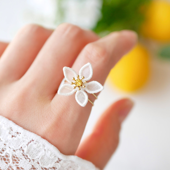 残り1点】レモンの花リング (受注生産/オーガンジー刺繍/フラワー/檸檬