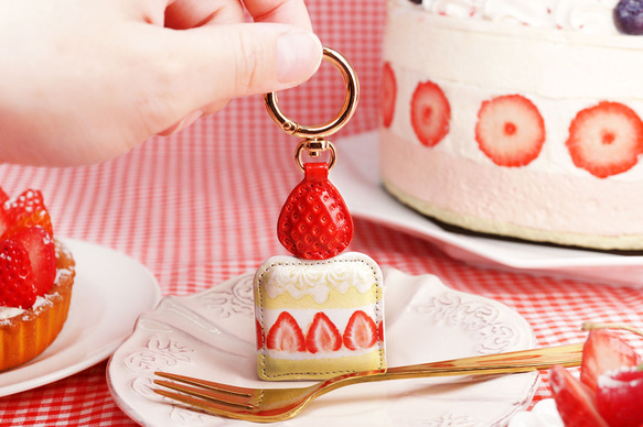 ショートケーキなキーリング（牛革製） 1枚目の画像