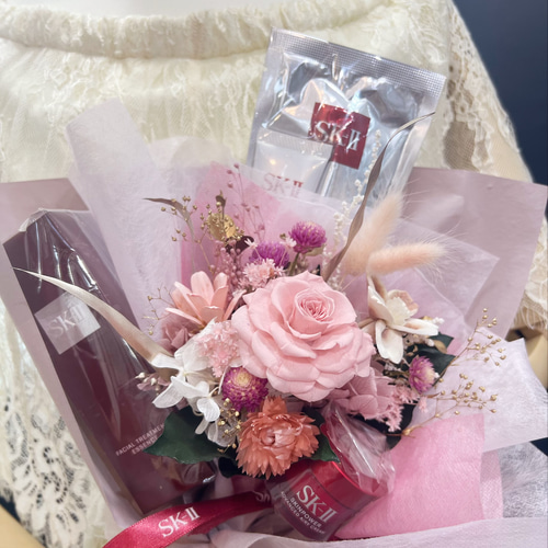 *meg*　コスメブーケ 806e46760b73d9f7466c039d4f468a