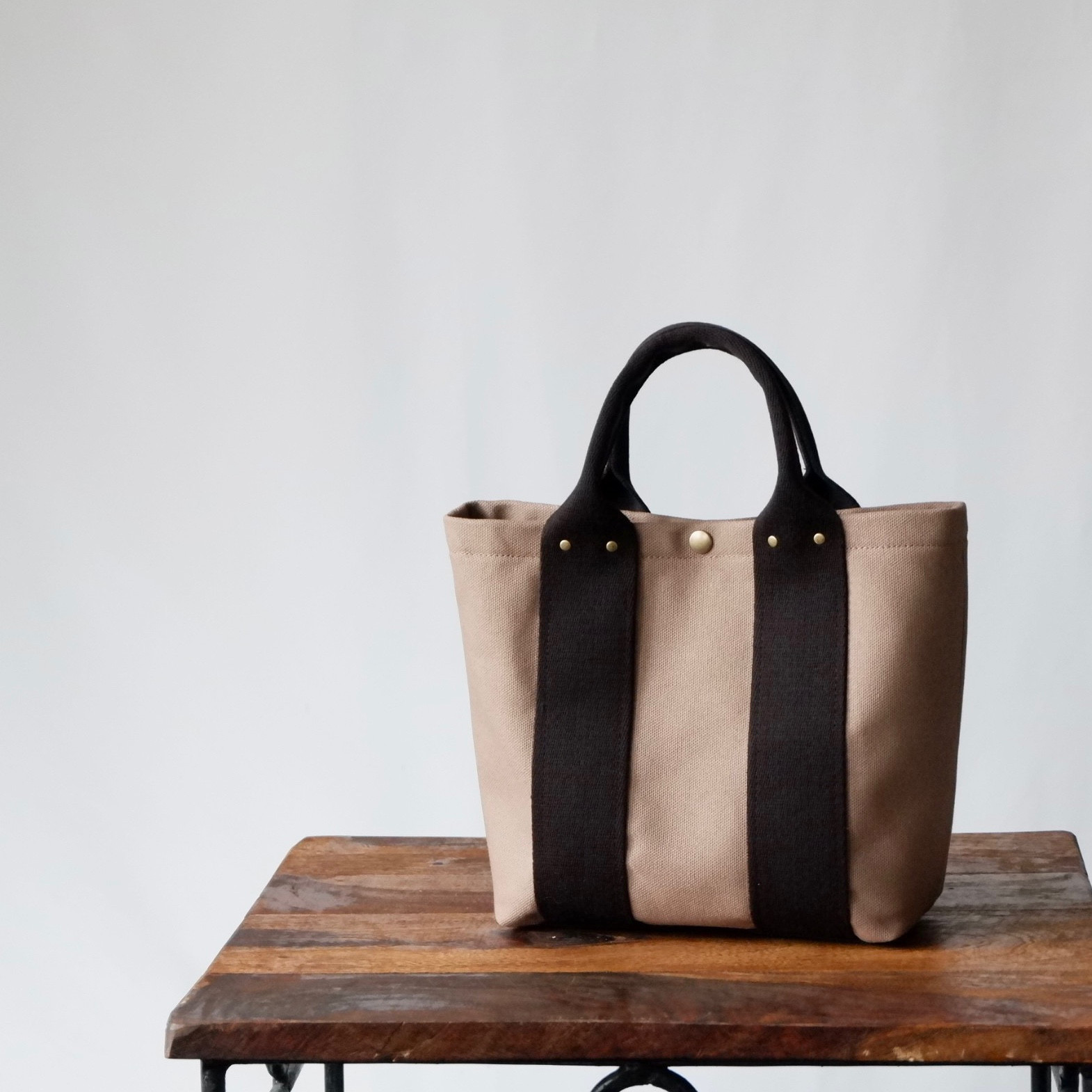 トートS◇Urban | 倉敷帆布 | モカ×ブラック