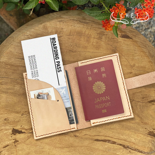 レザーパスポートケース・ヌメ革・イニシャル刻印無料 その他ケース