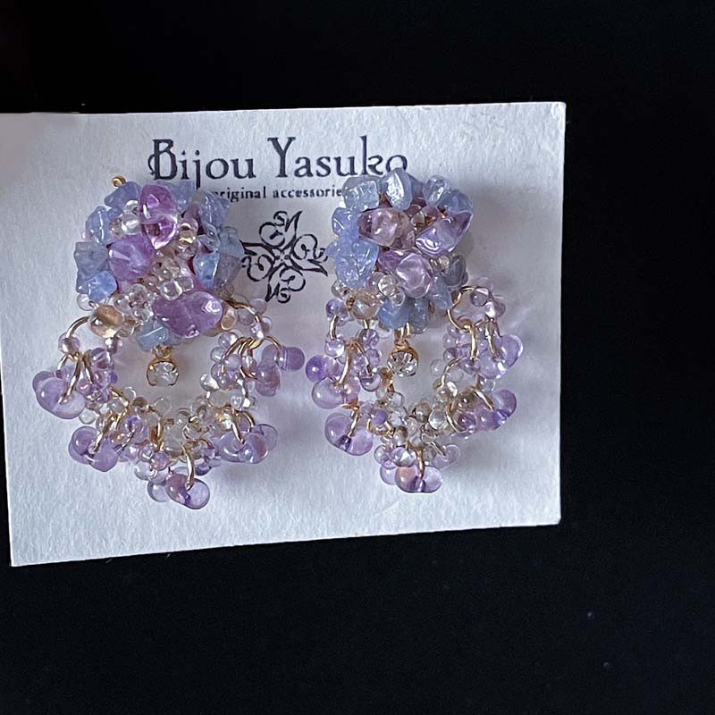 紫陽花 紫 天然石 ピアス・イヤリング 大ぶり イヤリング 揺れる つぶつぶ ビーズ イヤリング アレルギー