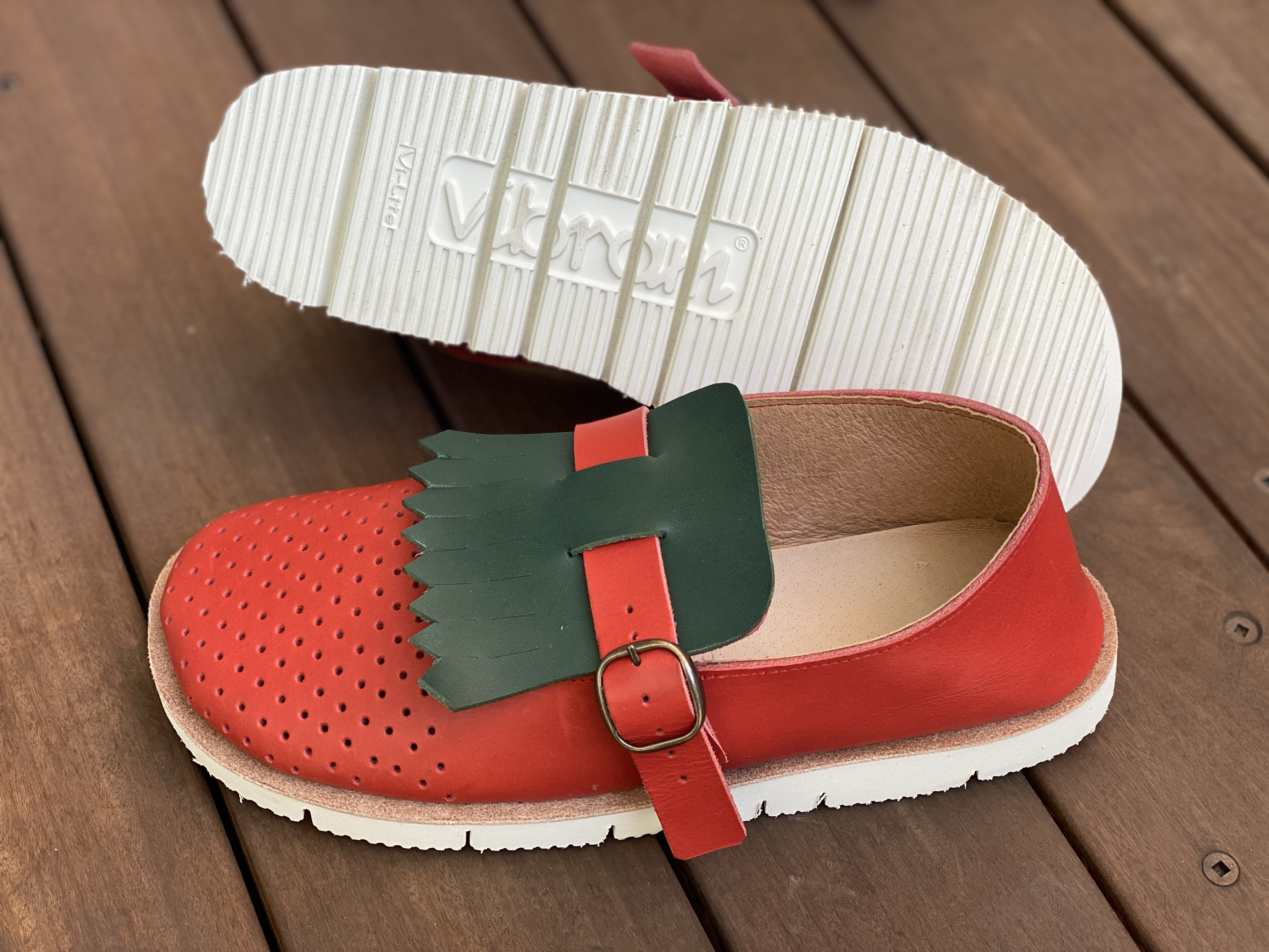 踏んでもカカトを入れても快適なふくろ縫い革靴　(21. 22. 23. 24. 25 センチ よりお選び下さい)