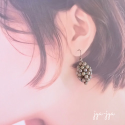 beads earrings - 葡萄カーキ 4枚目の画像