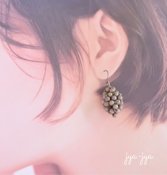 beads earrings - 葡萄カーキ 4枚目の画像