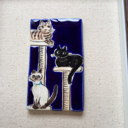 青い部屋の猫たち(陶板絵) 6枚目の画像