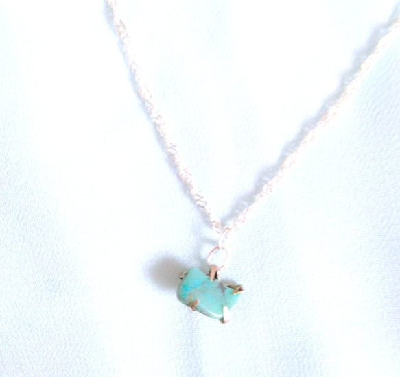 - happy - Dioptase Necklace 1枚目の画像