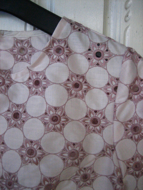 綿レース・くすみピンク・半袖チュニック 2枚目の画像