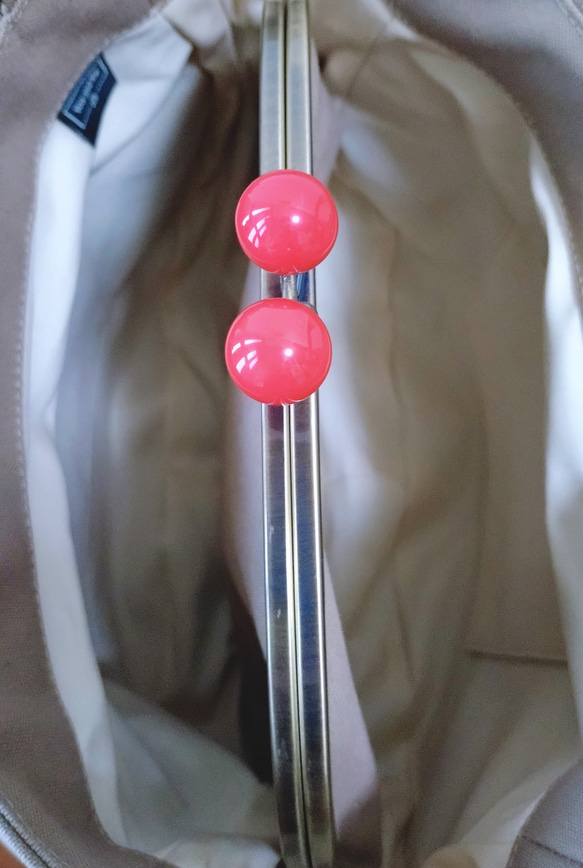 アルバートンがま口インころんショルダー トートバッグ ベージュ×赤玉※ショルダー付き 