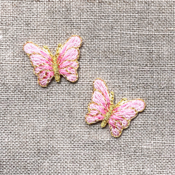 アップリケワッペン ミニバタフライ 金色糸ピンク2枚 UI  W-2195　蝶々　ちょうちょ 2枚目の画像