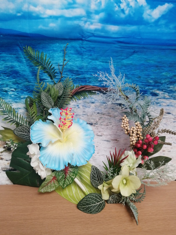 ハイビスカス（青）、プルメリア、モンステラのハワイアンアクセサリー（楕円型） ハイビスカス（青）、プルメリア、モンステラのハワイアンアクセサリー