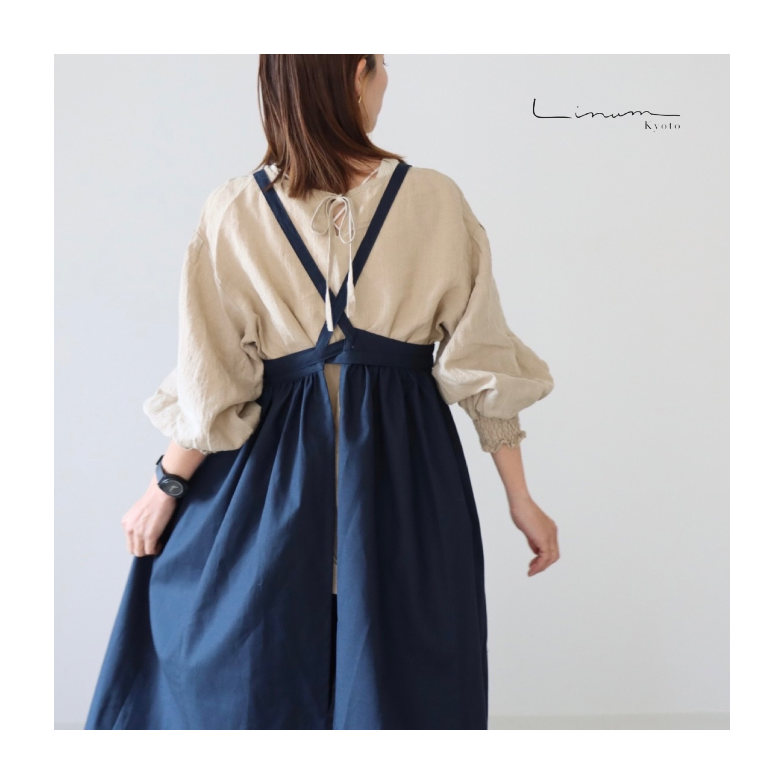 そのままお出かけリネンギャザーエプロン／コットンリネンエプロン／ネイビー／linum jean