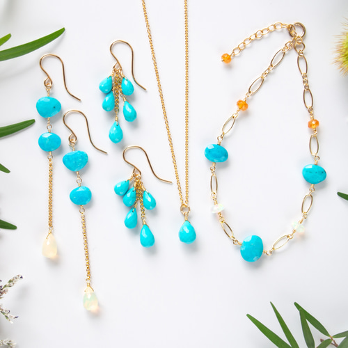 スリーピングビューティーターコイズの連なりドロップピアス