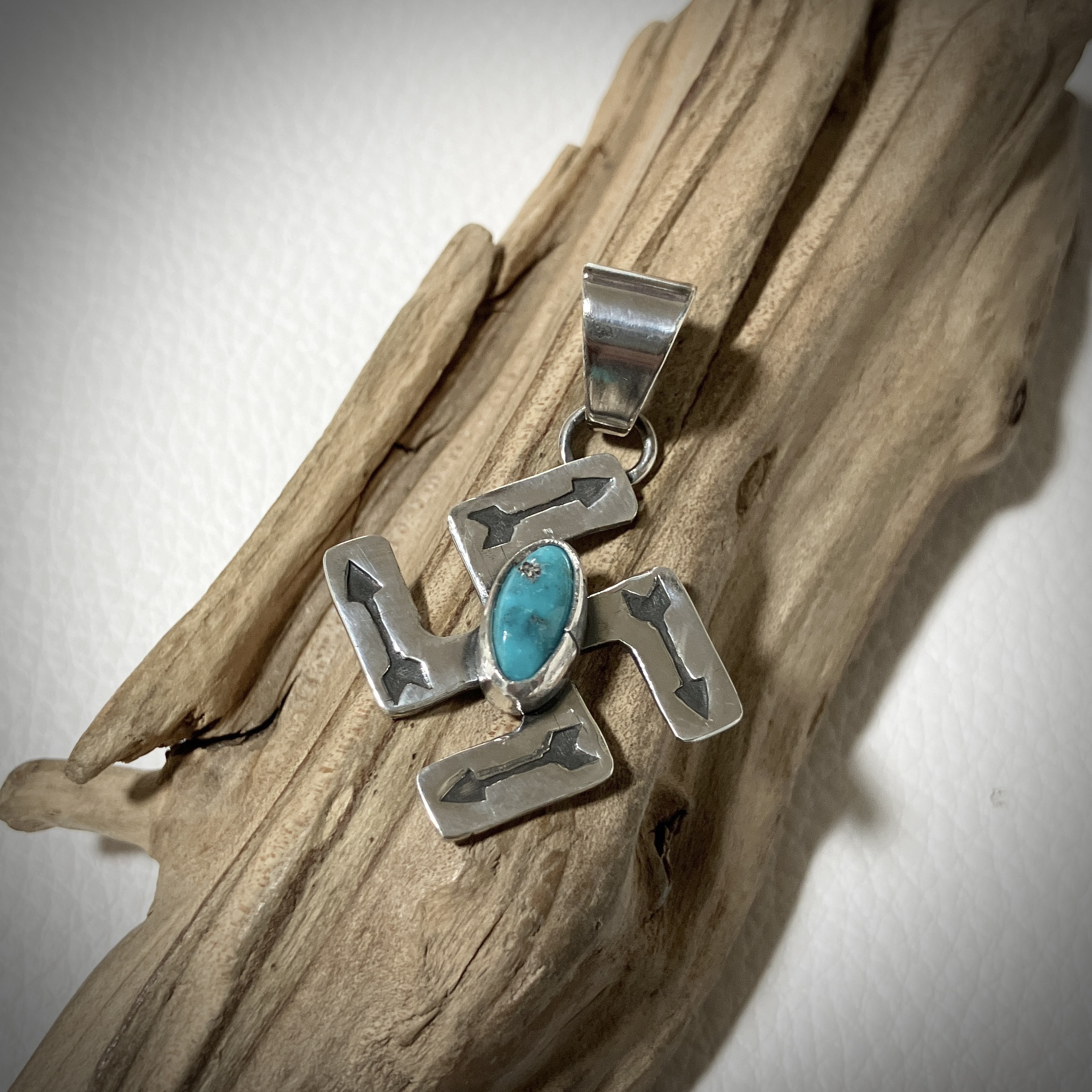ターコイズ シルバー ペンダント 925マウンテン パイロットマウンテン ターコイズ トルコ石 シルバーネックレス
