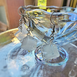 夏に溶ける氷のピアス／フック 3枚目の画像
